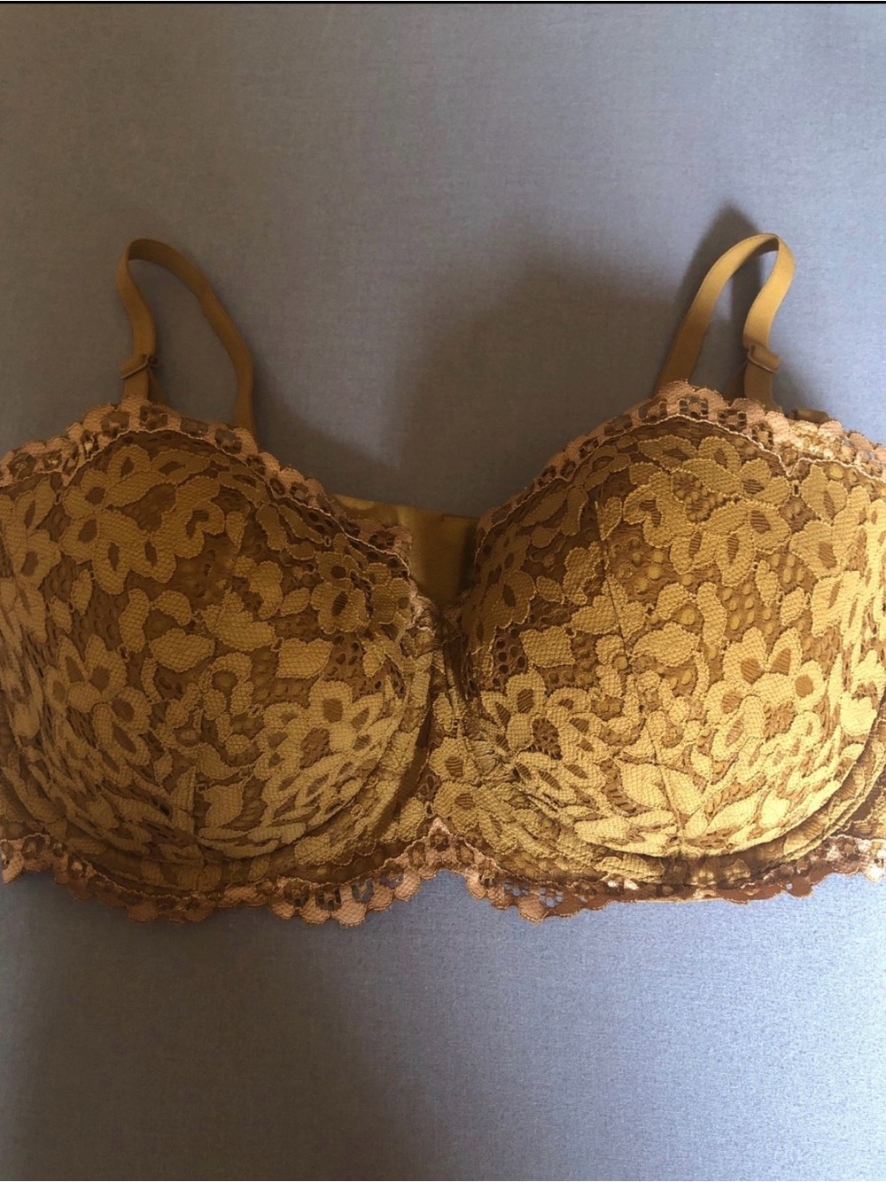 Victoria Secret Lace Underwire Bra in Mustard